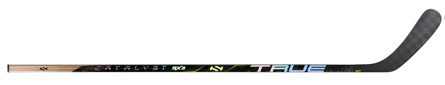 True Hockey True Catalyst 9X3 Junior Hockey Stick 2 True Hockey True Catalyst 9X3 Junior Hockey Stick - Image 2